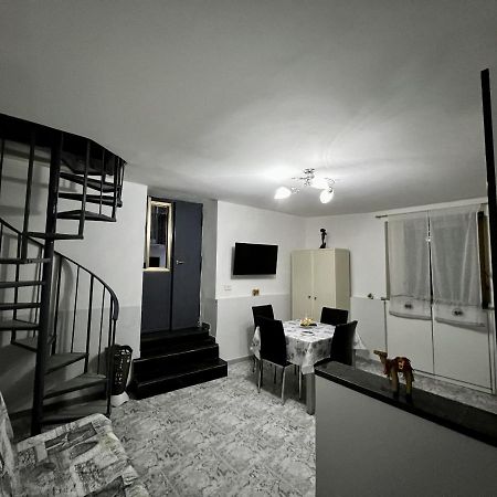 Centro Storico Family Flat Βίλα Νάπολη Εξωτερικό φωτογραφία