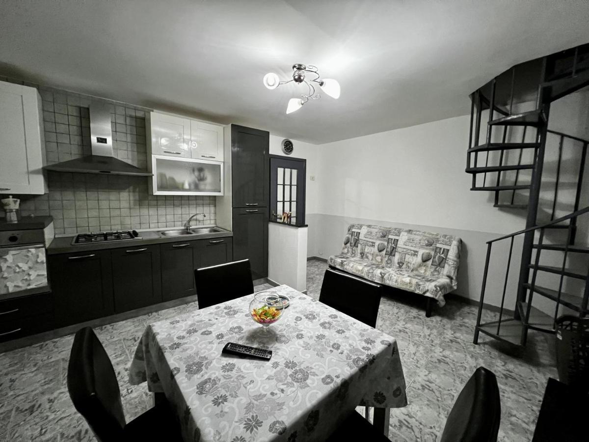 Centro Storico Family Flat Βίλα Νάπολη Εξωτερικό φωτογραφία