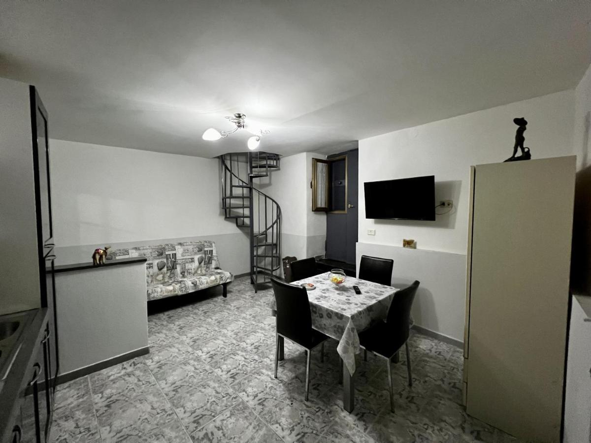 Centro Storico Family Flat Βίλα Νάπολη Εξωτερικό φωτογραφία